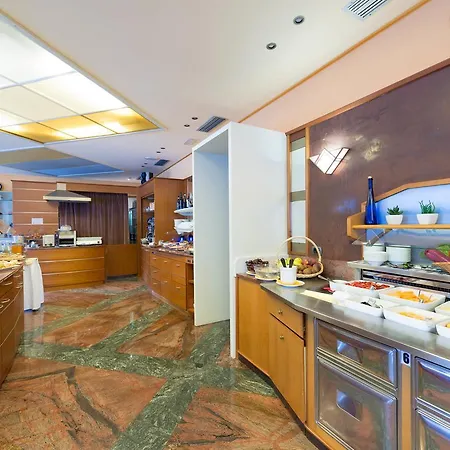 Venezia 4*