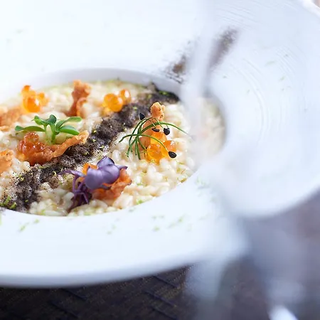 Venezia ホテル 4*